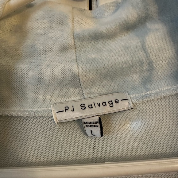 Bride PJ shirt and robe Set - Picture 6 of 7